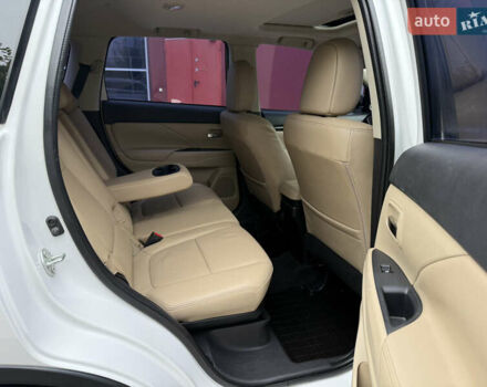 Белый Мицубиси Аутлендер, объемом двигателя 2.4 л и пробегом 159 тыс. км за 16700 $, фото 20 на Automoto.ua