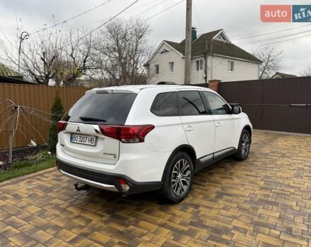 Белый Мицубиси Аутлендер, объемом двигателя 2.36 л и пробегом 191 тыс. км за 13950 $, фото 13 на Automoto.ua