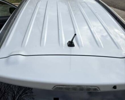 Белый Мицубиси Аутлендер, объемом двигателя 2.36 л и пробегом 169 тыс. км за 13300 $, фото 1 на Automoto.ua