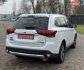 Белый Мицубиси Аутлендер, объемом двигателя 3 л и пробегом 310 тыс. км за 12700 $, фото 31 на Automoto.ua
