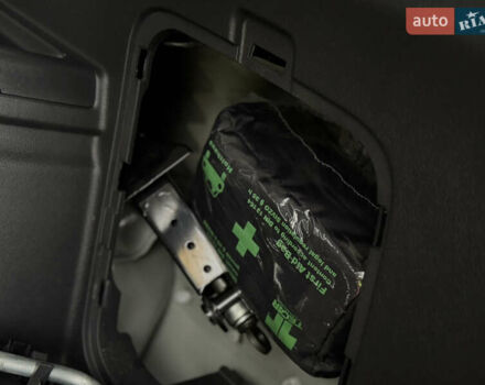 Белый Мицубиси Аутлендер, объемом двигателя 2.2 л и пробегом 140 тыс. км за 16200 $, фото 92 на Automoto.ua