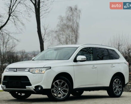Белый Мицубиси Аутлендер, объемом двигателя 2.2 л и пробегом 140 тыс. км за 16200 $, фото 5 на Automoto.ua