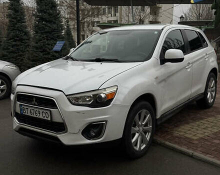 Белый Мицубиси Аутлендер, объемом двигателя 2 л и пробегом 161 тыс. км за 9200 $, фото 7 на Automoto.ua