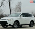 Белый Мицубиси Аутлендер, объемом двигателя 2.2 л и пробегом 140 тыс. км за 16200 $, фото 5 на Automoto.ua