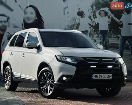 Белый Мицубиси Аутлендер, объемом двигателя 2.4 л и пробегом 147 тыс. км за 12999 $, фото 8 на Automoto.ua