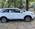 Білий Міцубісі Аутлендер, об'ємом двигуна 3 л та пробігом 109 тис. км за 10500 $, фото 6 на Automoto.ua
