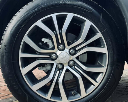 Белый Мицубиси Аутлендер, объемом двигателя 2.4 л и пробегом 147 тыс. км за 12999 $, фото 22 на Automoto.ua