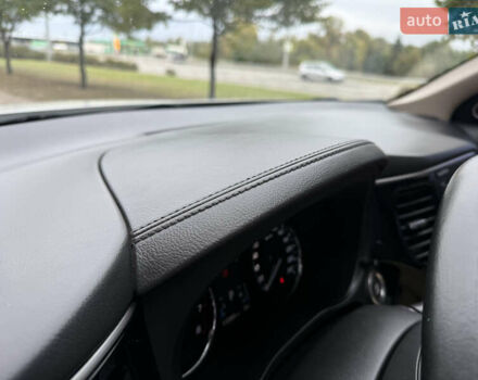 Белый Мицубиси Аутлендер, объемом двигателя 2.4 л и пробегом 160 тыс. км за 16900 $, фото 31 на Automoto.ua