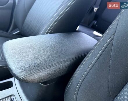 Білий Міцубісі Аутлендер, об'ємом двигуна 2.36 л та пробігом 67 тис. км за 17900 $, фото 24 на Automoto.ua
