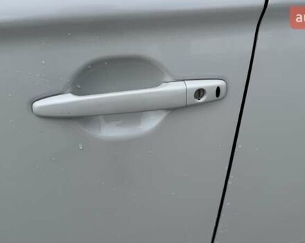 Белый Мицубиси Аутлендер, объемом двигателя 2.2 л и пробегом 199 тыс. км за 17999 $, фото 14 на Automoto.ua