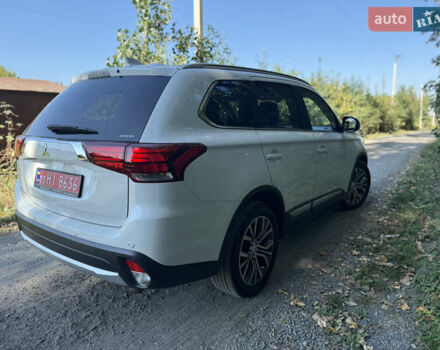 Белый Мицубиси Аутлендер, объемом двигателя 2.2 л и пробегом 240 тыс. км за 17999 $, фото 32 на Automoto.ua