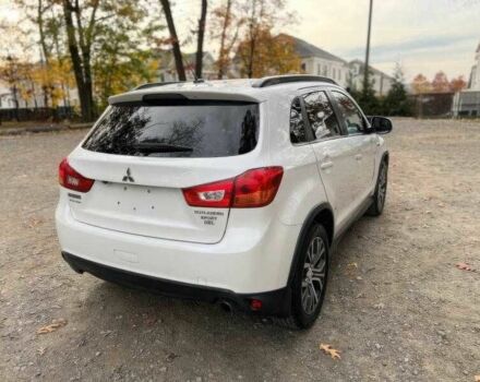 Білий Міцубісі Аутлендер, об'ємом двигуна 2.4 л та пробігом 98 тис. км за 4700 $, фото 6 на Automoto.ua