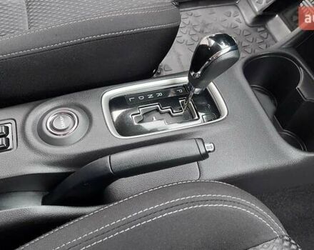 Белый Мицубиси Аутлендер, объемом двигателя 2.35 л и пробегом 127 тыс. км за 19000 $, фото 11 на Automoto.ua