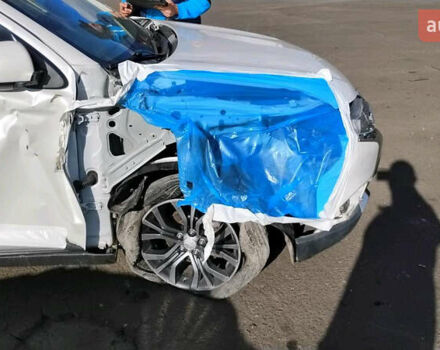 Білий Міцубісі Аутлендер, об'ємом двигуна 3 л та пробігом 177 тис. км за 9000 $, фото 3 на Automoto.ua