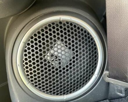 Белый Мицубиси Аутлендер, объемом двигателя 3 л и пробегом 115 тыс. км за 15300 $, фото 23 на Automoto.ua