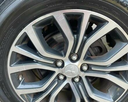 Белый Мицубиси Аутлендер, объемом двигателя 3 л и пробегом 115 тыс. км за 15300 $, фото 22 на Automoto.ua