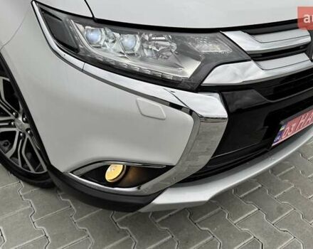 Белый Мицубиси Аутлендер, объемом двигателя 2.2 л и пробегом 199 тыс. км за 17999 $, фото 12 на Automoto.ua