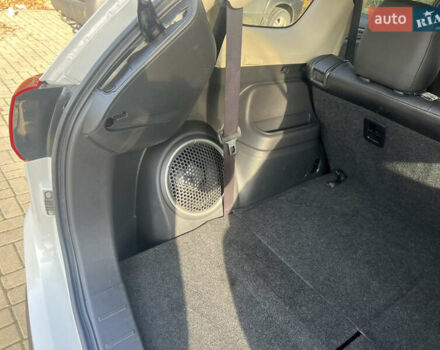 Білий Міцубісі Аутлендер, об'ємом двигуна 3 л та пробігом 157 тис. км за 16900 $, фото 17 на Automoto.ua
