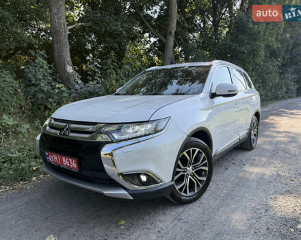 Белый Мицубиси Аутлендер, объемом двигателя 2.2 л и пробегом 240 тыс. км за 17999 $, фото 15 на Automoto.ua