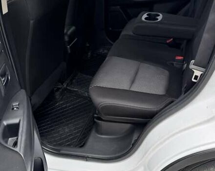 Белый Мицубиси Аутлендер, объемом двигателя 2.2 л и пробегом 199 тыс. км за 17999 $, фото 24 на Automoto.ua