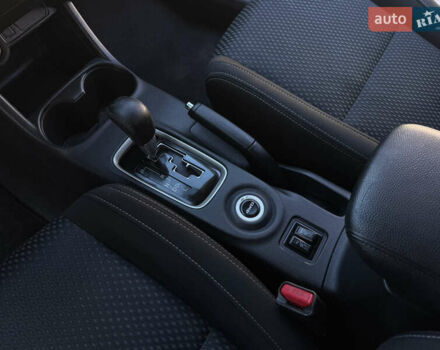 Білий Міцубісі Аутлендер, об'ємом двигуна 2.4 л та пробігом 178 тис. км за 12750 $, фото 41 на Automoto.ua