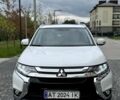 Білий Міцубісі Аутлендер, об'ємом двигуна 3 л та пробігом 198 тис. км за 17500 $, фото 25 на Automoto.ua