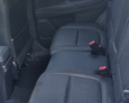 Белый Мицубиси Аутлендер, объемом двигателя 3 л и пробегом 115 тыс. км за 15400 $, фото 6 на Automoto.ua