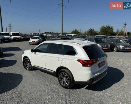 Белый Мицубиси Аутлендер, объемом двигателя 2.2 л и пробегом 240 тыс. км за 17999 $, фото 57 на Automoto.ua