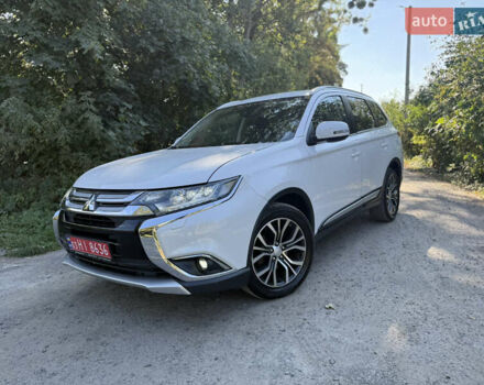Белый Мицубиси Аутлендер, объемом двигателя 2.2 л и пробегом 240 тыс. км за 17999 $, фото 10 на Automoto.ua