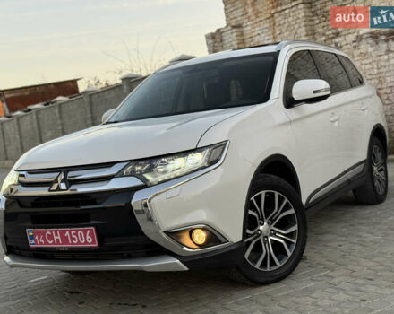 Білий Міцубісі Аутлендер, об'ємом двигуна 2.23 л та пробігом 215 тис. км за 17550 $, фото 17 на Automoto.ua