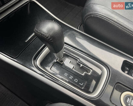 Білий Міцубісі Аутлендер, об'ємом двигуна 2.27 л та пробігом 145 тис. км за 18200 $, фото 26 на Automoto.ua