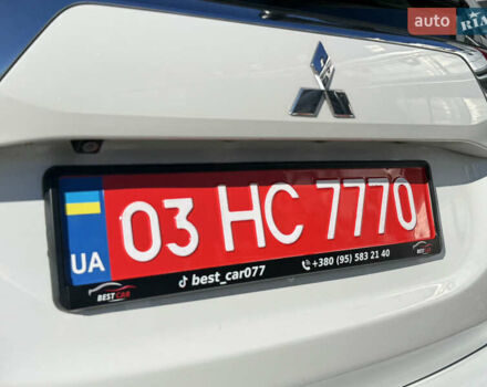 Білий Міцубісі Аутлендер, об'ємом двигуна 2.4 л та пробігом 178 тис. км за 12750 $, фото 29 на Automoto.ua