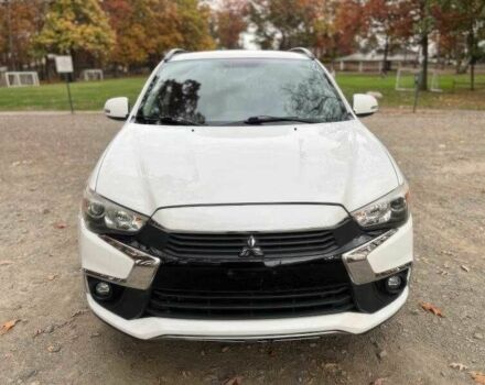 Білий Міцубісі Аутлендер, об'ємом двигуна 2.4 л та пробігом 98 тис. км за 4700 $, фото 1 на Automoto.ua