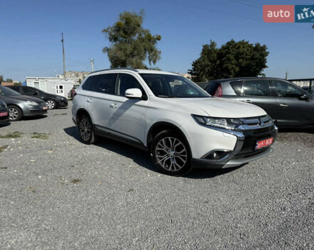 Белый Мицубиси Аутлендер, объемом двигателя 2.2 л и пробегом 240 тыс. км за 17999 $, фото 60 на Automoto.ua