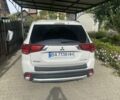 Мицубиси Аутлендер 2016 в Кропивницком (Кировограде) на Automoto.ua Белый Мицубиси Аутлендер, объемом двигателя 2.4 л и пробегом 140 тыс. км за 14000 $, фото 2 на Automoto.ua