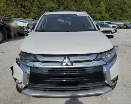 Білий Міцубісі Аутлендер, об'ємом двигуна 3 л та пробігом 177 тис. км за 8900 $, фото 10 на Automoto.ua