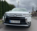 Белый Мицубиси Аутлендер, объемом двигателя 2.36 л и пробегом 134 тыс. км за 18500 $, фото 23 на Automoto.ua