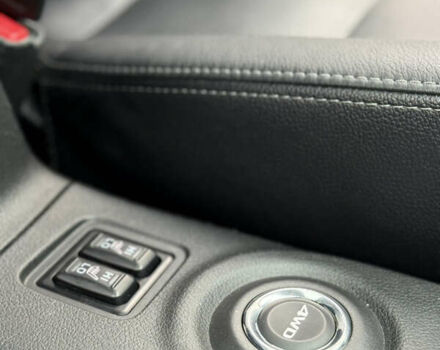 Білий Міцубісі Аутлендер, об'ємом двигуна 2.23 л та пробігом 215 тис. км за 17550 $, фото 48 на Automoto.ua