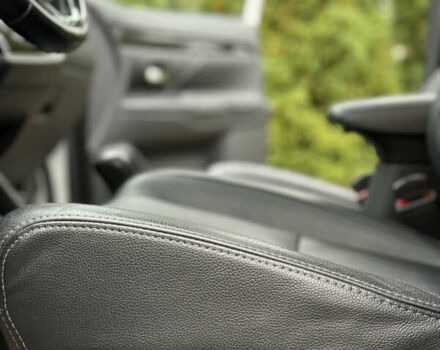 Мицубиси Аутлендер 2016 в Самборе на Automoto.ua Белый Мицубиси Аутлендер, объемом двигателя 2.23 л и пробегом 215 тыс. км за 17500 $, фото 61 на Automoto.ua