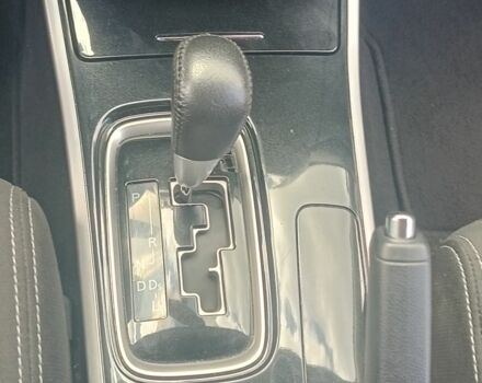 Белый Мицубиси Аутлендер, объемом двигателя 2.4 л и пробегом 117 тыс. км за 16500 $, фото 6 на Automoto.ua