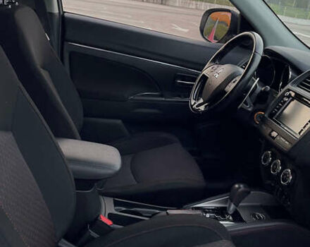 Білий Міцубісі Аутлендер, об'ємом двигуна 2 л та пробігом 47 тис. км за 13700 $, фото 9 на Automoto.ua