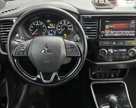 Белый Мицубиси Аутлендер, объемом двигателя 2.4 л и пробегом 115 тыс. км за 19300 $, фото 20 на Automoto.ua