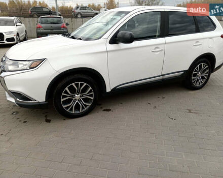 Белый Мицубиси Аутлендер, объемом двигателя 2.4 л и пробегом 225 тыс. км за 10999 $, фото 8 на Automoto.ua