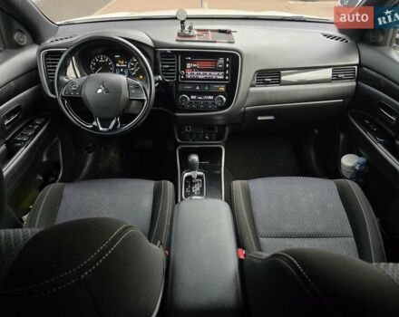 Белый Мицубиси Аутлендер, объемом двигателя 2.4 л и пробегом 115 тыс. км за 19300 $, фото 19 на Automoto.ua