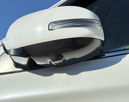 Белый Мицубиси Аутлендер, объемом двигателя 3 л и пробегом 79 тыс. км за 18500 $, фото 4 на Automoto.ua