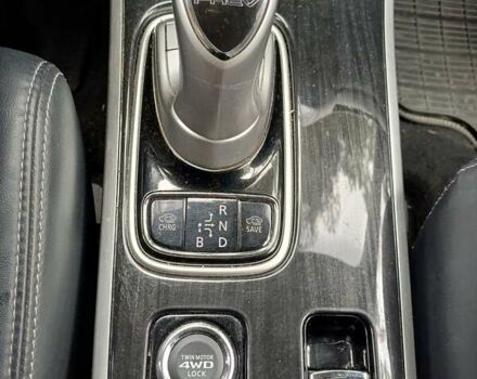 Белый Мицубиси Аутлендер, объемом двигателя 2 л и пробегом 127 тыс. км за 20000 $, фото 10 на Automoto.ua