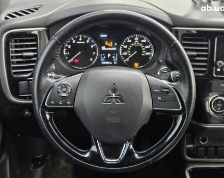Белый Мицубиси Аутлендер, объемом двигателя 2.4 л и пробегом 115 тыс. км за 19300 $, фото 21 на Automoto.ua