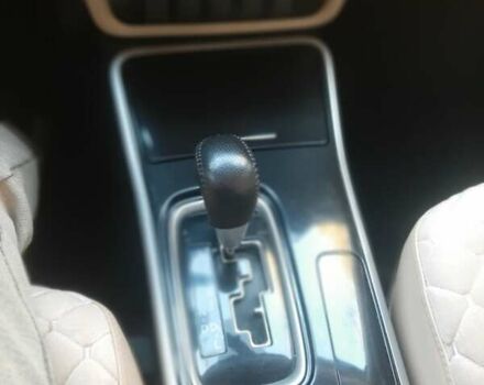 Белый Мицубиси Аутлендер, объемом двигателя 2.36 л и пробегом 90 тыс. км за 15500 $, фото 11 на Automoto.ua