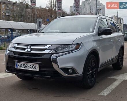 Белый Мицубиси Аутлендер, объемом двигателя 2.4 л и пробегом 115 тыс. км за 19300 $, фото 1 на Automoto.ua