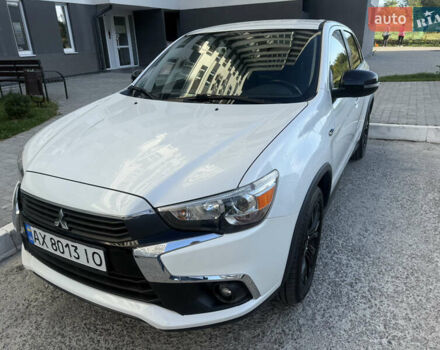 Белый Мицубиси Аутлендер, объемом двигателя 2 л и пробегом 133 тыс. км за 13000 $, фото 9 на Automoto.ua